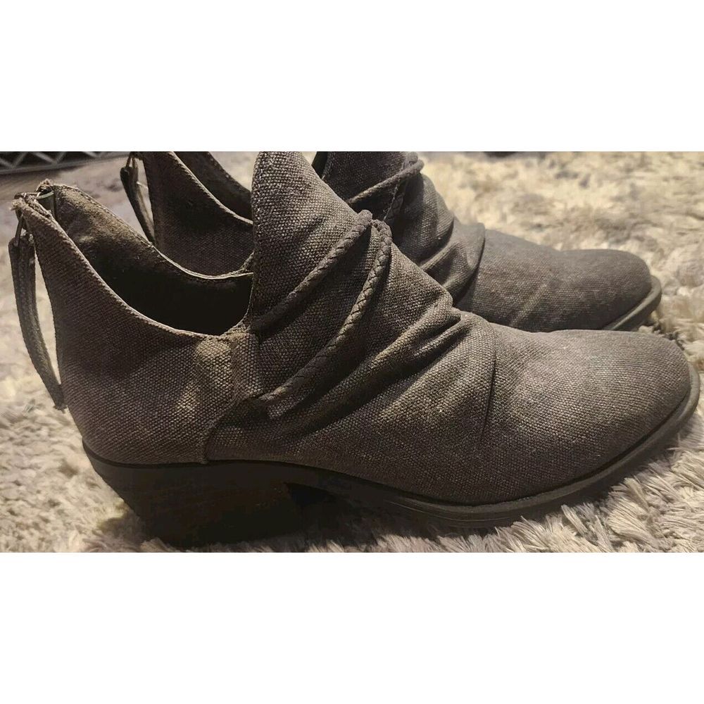 Very G Women's Size 7 Brown Zip Up Ankle Boots The Buckle